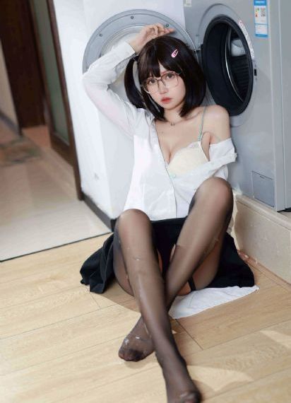 亿同看彩虹小蓝2023免费