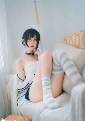 与室友裸睡互摸jiji